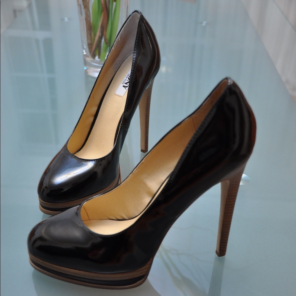Patent Leather Black Pumps